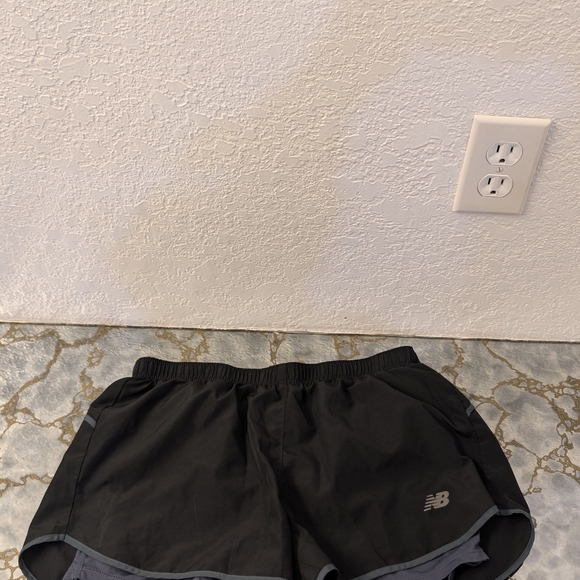 New Balance Black Running Shorts - Picture 8 of 8